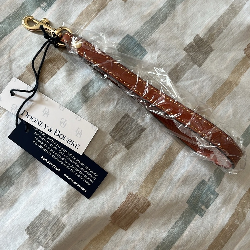 New. D & B Wristle (brown) - Picture 5 of 12